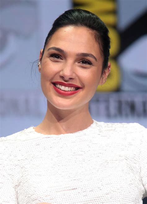 Gal Gadot – Wikipedia